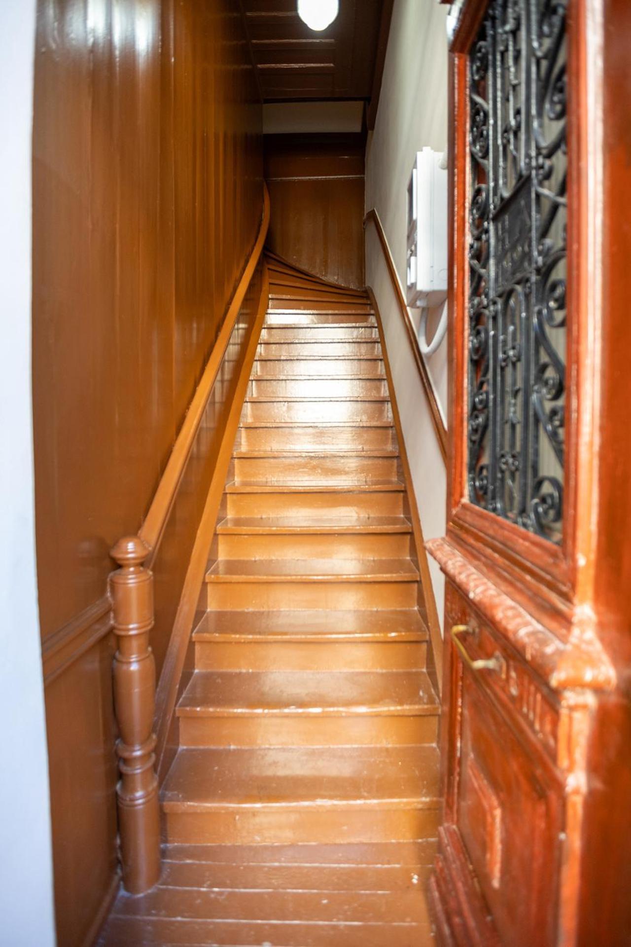 Era Of Elegance: 1928 Classic Dwelling Tripoli Exterior photo